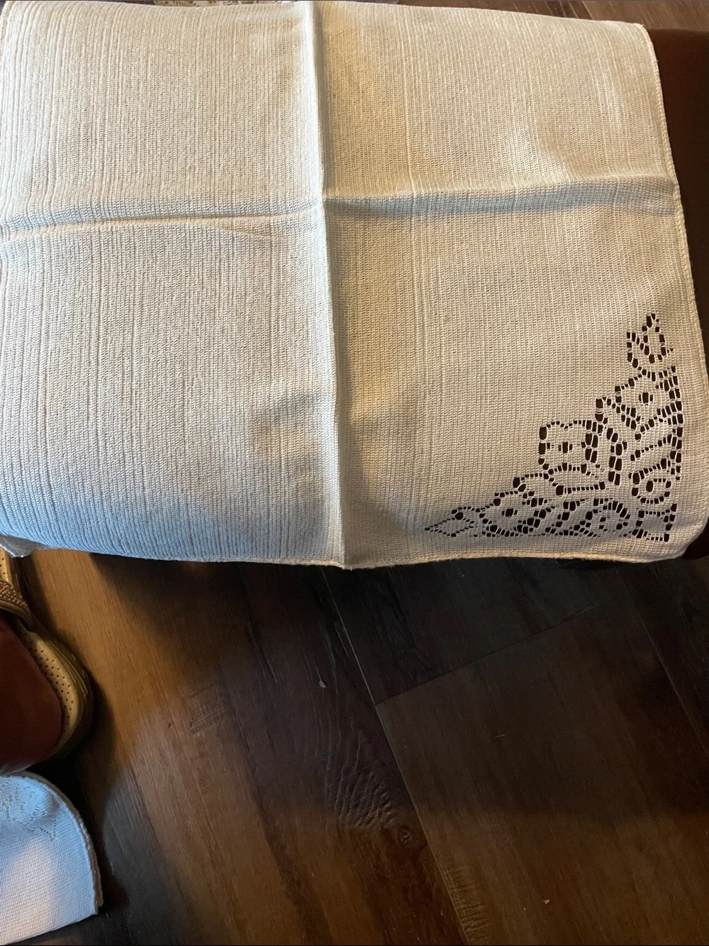 Neutral Cream Textured Home Accent Napkin Set - Elegant Embroidered Corner